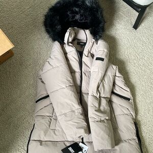 DKNY winter jacket -10 degree